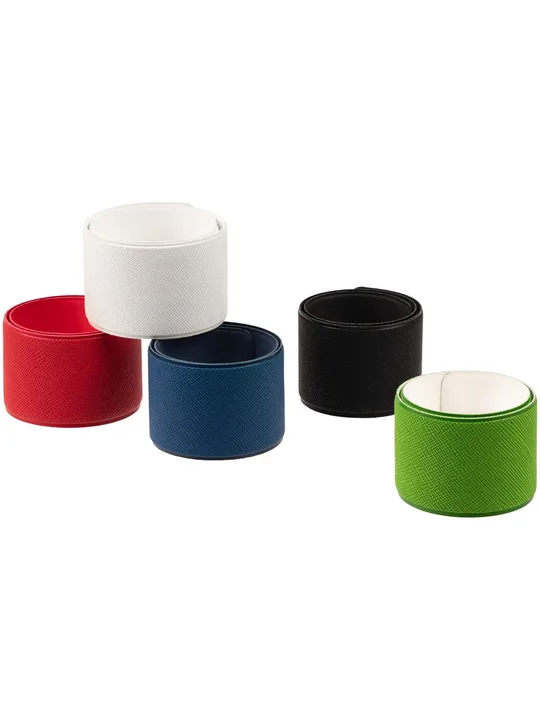 зеленый